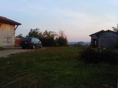Maison de village  à rénover en brique et  pans de bois sur terrain de 3400 m2